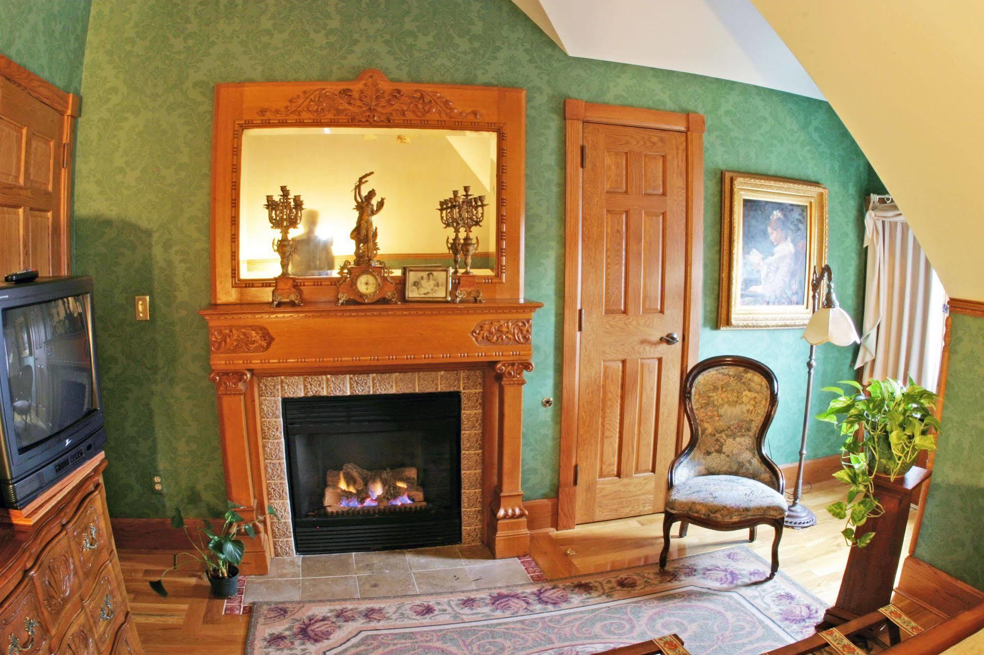Nagle Warren Mansion B&B Τσεγιέν Εξωτερικό φωτογραφία